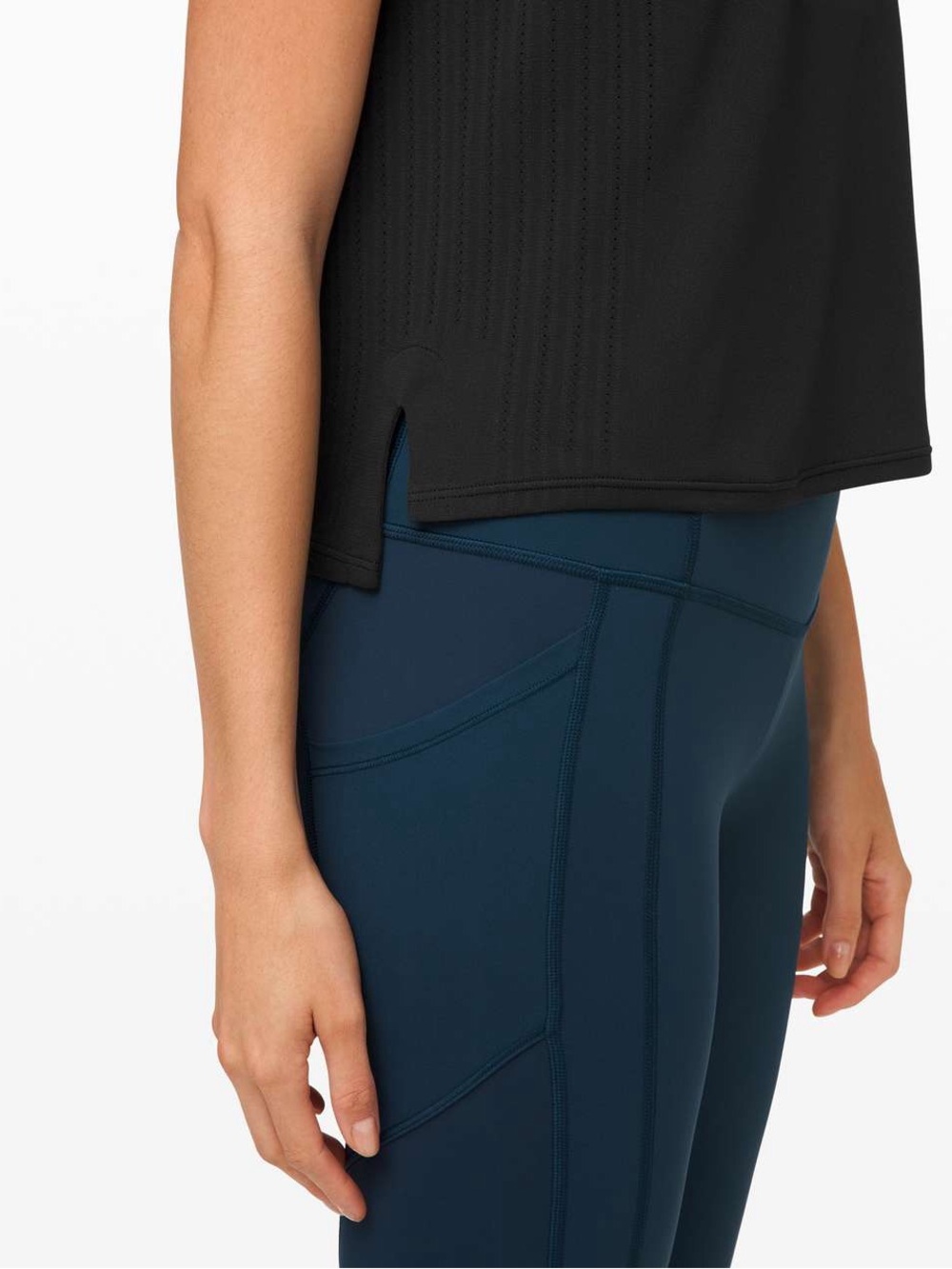 Lululemon Train to Be Tank Black 8 - Picture 4 of 7